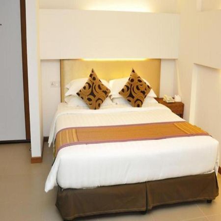 The Rgn City Lodge Янгон Екстериор снимка