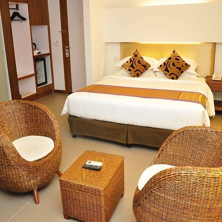 The Rgn City Lodge Янгон Екстериор снимка