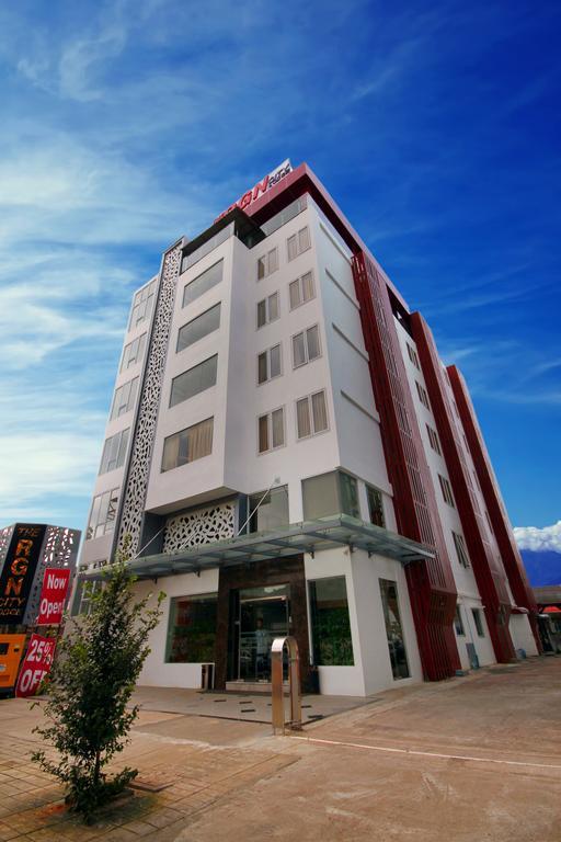 The Rgn City Lodge Янгон Екстериор снимка